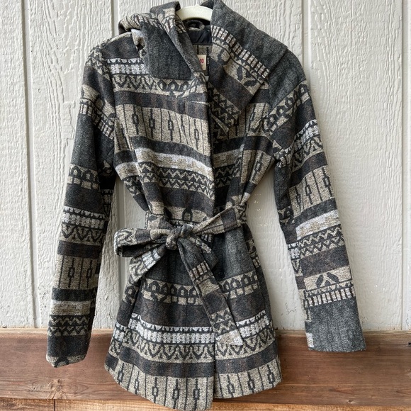 Mossimo Supply Co. aztec patterned wrap style tapered button up cozy pea coat - Picture 12 of 16